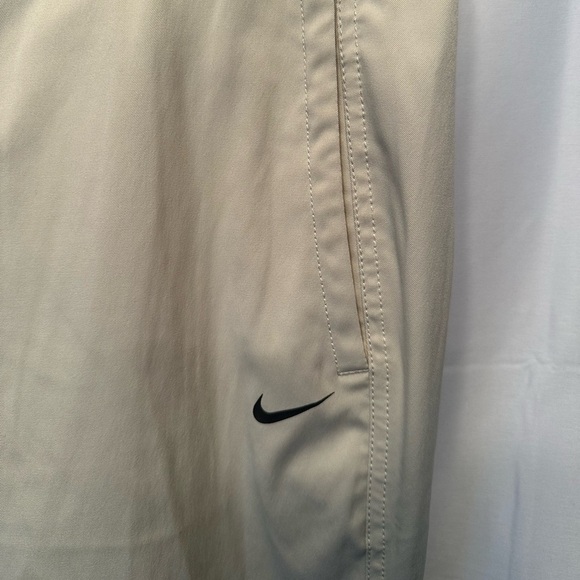Nike Golf Dri-Fit Pants Men's 36x30 Tan Beige Lightweight Plaid Details Trim - Picture 2 of 10